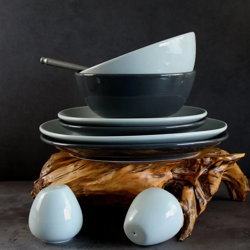 Conjunto de tigelas e pratos de porcelana irregular para mesa coreana de casa e restaurantes