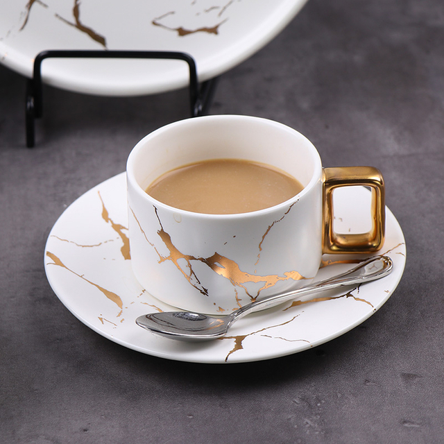 Xícara de café em mármore Xícara de cappuccino de porcelana branca para café