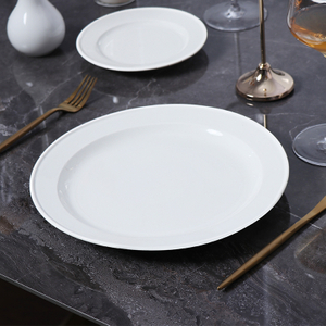 Placas de cerâmica branca de fábrica de cerâmica Chaozhou Placa de porcelana branca redonda para restaurante
