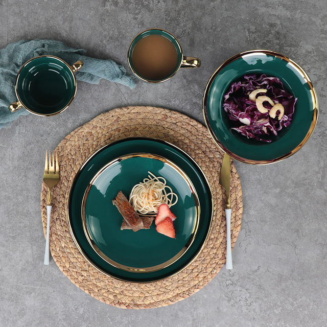 Conjunto de louça de porcelana de fábrica de Guangzhou com borda dourada
