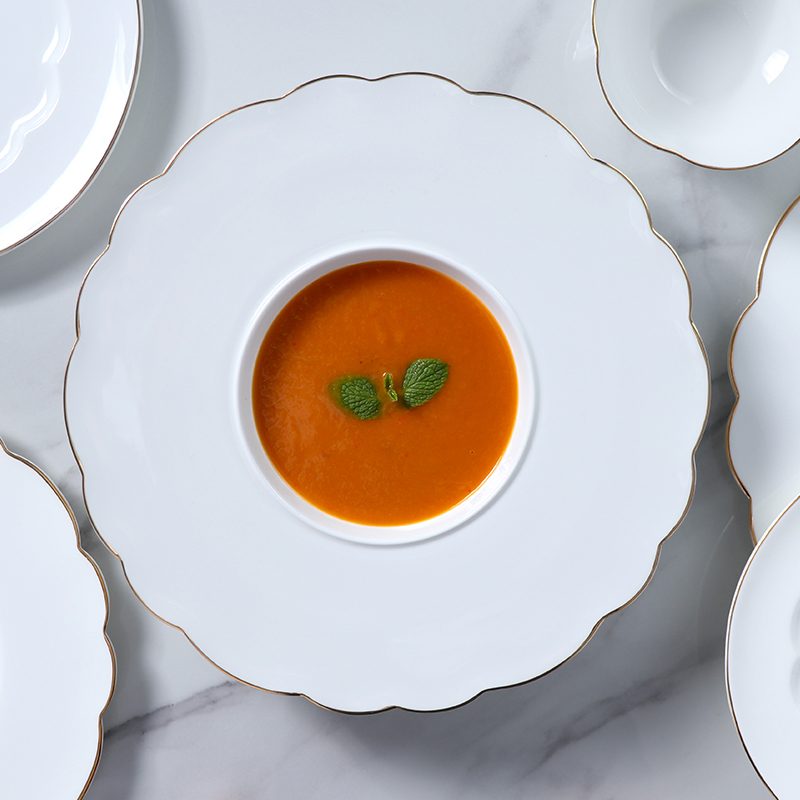 A louça fina da louça de Bone China ajusta o luxo