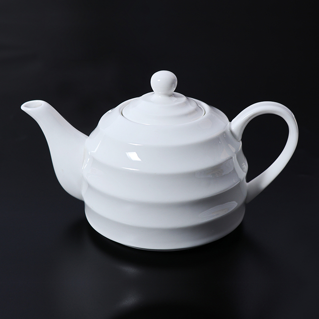 Bule de porcelana branca para louça de resort