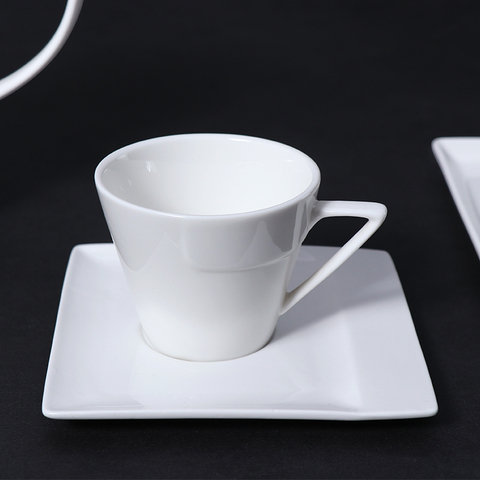 Conjunto de xícara de café de porcelana branca com pires de cerâmica de 5 onças