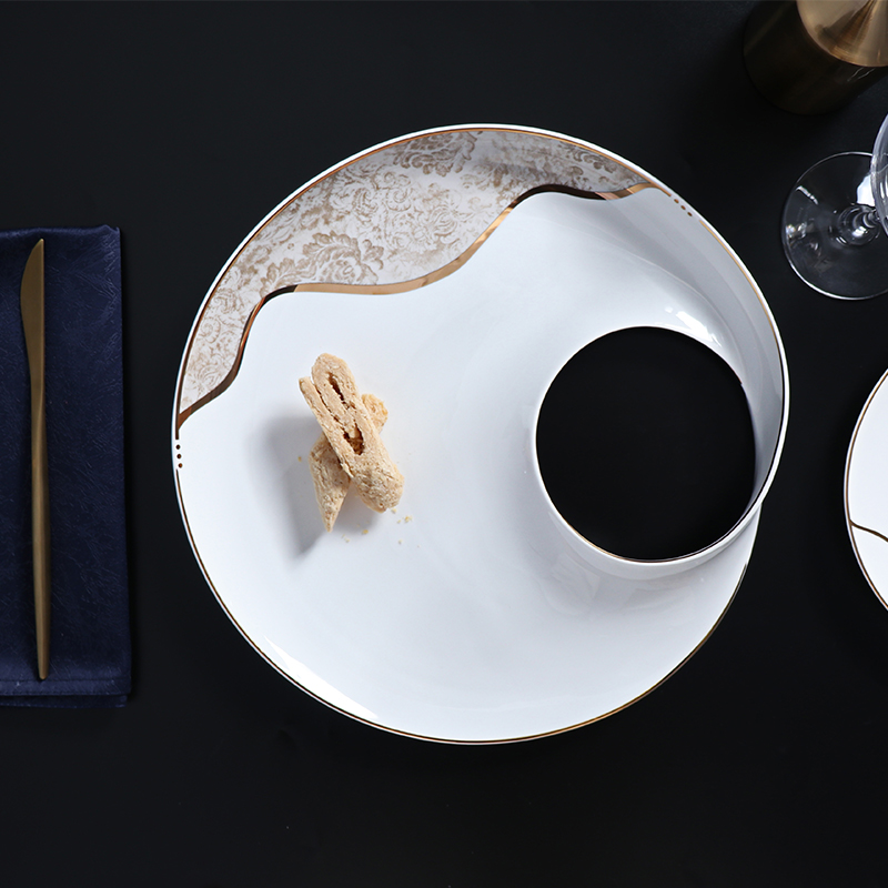Pratos de jantar com borda dourada conjunto de pratos de porcelana para salão de baile luxuoso