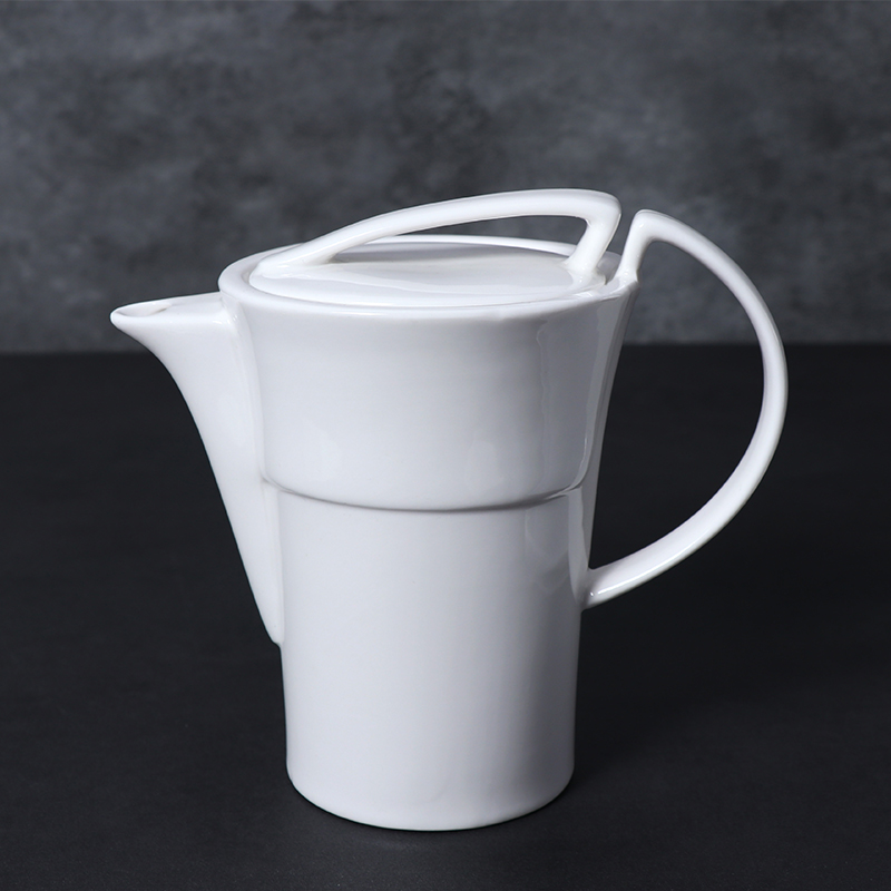 Conjunto de xícara de café de porcelana branca com pires de cerâmica de 5 onças