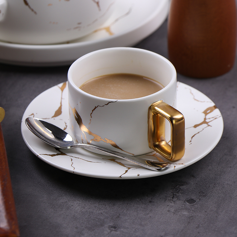 Xícara de café em mármore Xícara de cappuccino de porcelana branca para café
