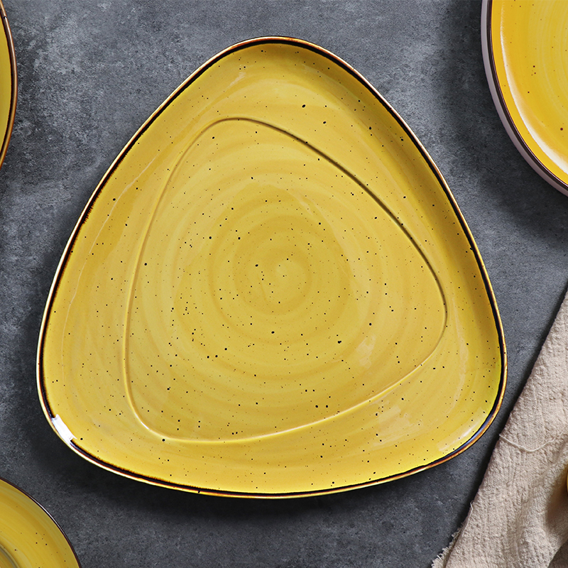 Conjunto de jantar de porcelana amarelo talheres personalizados conjunto de pratos de cerâmica para jantar em hotel