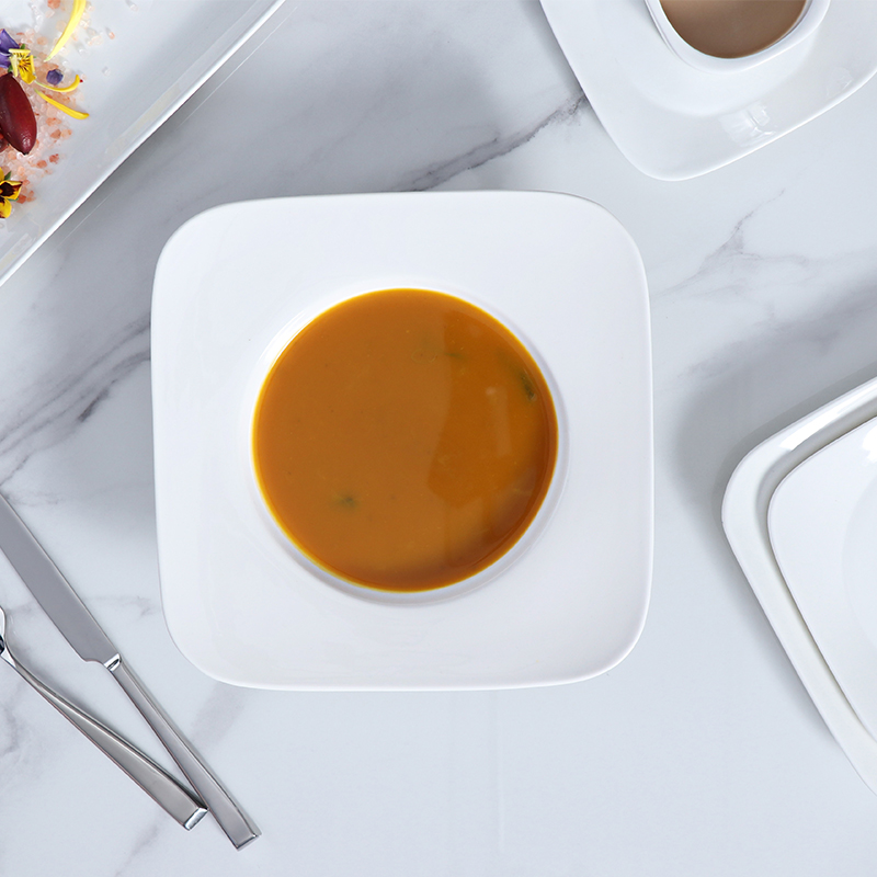 Prato de jantar quadrado moderno de porcelana branca