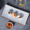 Prato de jantar de porcelana azul