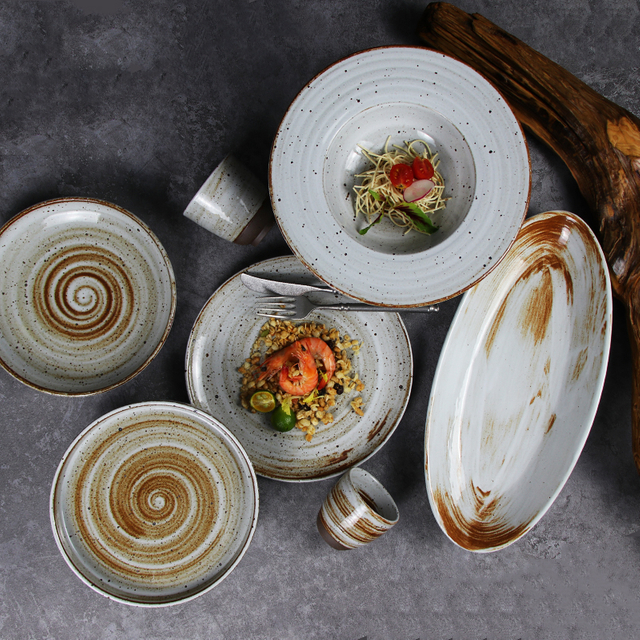 Conjunto de jantar de porcelana artesanal de venda quente no Reino Unido Conjuntos de louça de restaurante