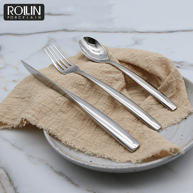 Conjuntos de talheres de aço inoxidável com logotipo personalizado para hotel